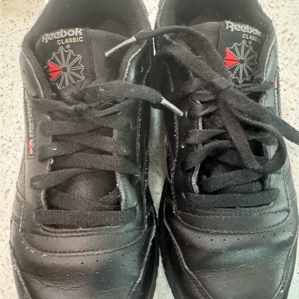 Reebok sneaker
